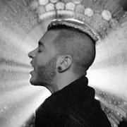 The lyrics CHAMPAGNE of FERRAS is also present in the album Ferras (2014)