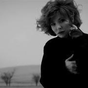 The lyrics BLEU NOIR of MYLÈNE FARMER is also present in the album Bleu noir (2010)