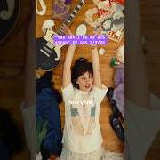 The lyrics I DON'T WANNA GET SAD I JUST WANNA GET RICH of EMELINE is also present in the album The devil on my bra strap (2025)