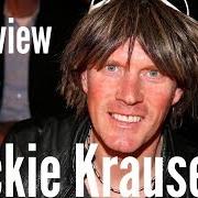 The lyrics WIR TRINKEN ALLES, ABER ... of MICKIE KRAUSE is also present in the album Duette (2016)