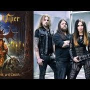 The lyrics BURN MY FIRE BURN of CRYSTAL VIPER is also present in the album Queen of the witches (2017)