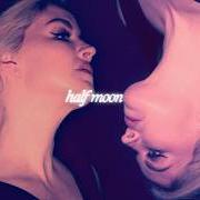 The lyrics EVERYTHING'S CHANGED of MAGGIE ROSE is also present in the album Half moon (2026)
