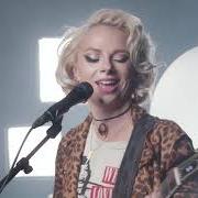 The lyrics SO-CALLED LOVER of SAMANTHA FISH is also present in the album Faster (2021)