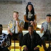 The lyrics NEW RULES X ARE YOU THAT SOMEBODY? of PENTATONIX is also present in the album Ptx presents: top pop, vol. i (2018)