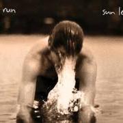 The lyrics SUN LEADS ME ON of HALF MOON RUN is also present in the album Sun leads me on (2015)