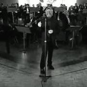 The lyrics AMORE AMORE UN CORNO of CLAUDIO BAGLIONI is also present in the album Gli altri tutti qui - collezione 1967-2006 - disco 1 (2006)