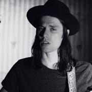 The lyrics WHEN WE WERE ON FIRE of JAMES BAY is also present in the album Chaos and the calm (2015)
