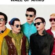 The lyrics NO KIND WORDS of THE MACCABEES is also present in the album Wall of arms (2009)