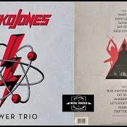 The lyrics I WANT OUT of DANKO JONES is also present in the album Power trio (2021)