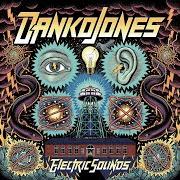 The lyrics LET'S MAKE OUT of DANKO JONES is also present in the album Electric sounds (2023)