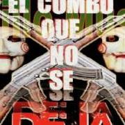 The lyrics TENGO EL ENEMIGO MAMANDO HACE RATO of ÑENGO FLOW is also present in the album El combo que no se deja (2008)