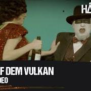 The lyrics TANZ AUF DEM VULKAN of HÄMATOM is also present in the album Berlin (ein akustischer tanz auf dem vulkan) (2021)