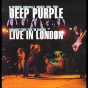 The lyrics SMOKE ON THE WATER of DEEP PURPLE is also present in the album Live in london (1982)