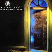 The lyrics BLACK & AMP; WHITE of DEEP PURPLE is also present in the album The house of blue light (1987)