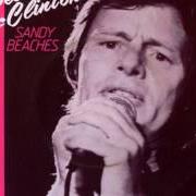 The lyrics HEARTBREAK RADIO of DELBERT MCCLINTON is also present in the album Plain' from the heart (1981)