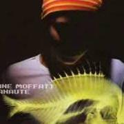 The lyrics LA BONNE ÉTOILE of ARIANE MOFFATT is also present in the album Aquanaute (2005)