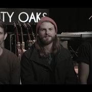 The lyrics SEVEN DAYS of MIGHTY OAKS is also present in the album Howl (2014)