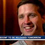 The lyrics MIND CANDY of WALKER HAYES is also present in the album Boom. (2017)