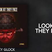 The lyrics LOOK AT THEY FACE of KEY GLOCK is also present in the album Yellow tape (2020)