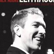 The lyrics THE SMALLEST SPLINTER of HAMILTON LEITHAUSER is also present in the album Black hours (2014)