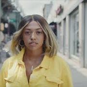 The lyrics NO REPLY of MAHALIA is also present in the album Surprise me (2018)