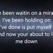 The lyrics UP of MAHALIA is also present in the album Never change (2015)