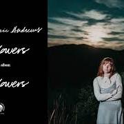 The lyrics BREAK THE SPELL of COURTNEY MARIE ANDREWS is also present in the album Old flowers (2020)