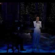 The lyrics CHRISTMAS TO REMEMBER of GABBY BARRETT is also present in the album Carols and candlelight (2024)