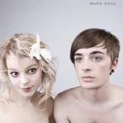 The lyrics SIDEWAYS AND SIDEWAYS of MARS ARGO is also present in the album Technology is a dead bird (2009)