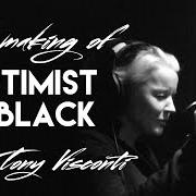 The lyrics NO ARMAGGEDON of DAPHNE GUINNESS is also present in the album Optimist in black (2016)