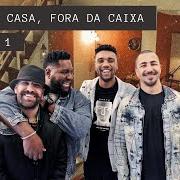 The lyrics O TEMPO VAI DIZER of SENTE O CLIMA SAMBA CLUBE is also present in the album Dentro de casa, fora da caixa (2020)
