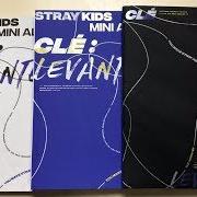 The lyrics SUNSHINE of STRAY KIDS is also present in the album Clé 3 : levanter (2019)