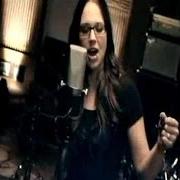 The lyrics WORLD ON FIRE of STEFANIE HEINZMANN is also present in the album Roots to grow (2009)