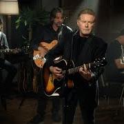 The lyrics WAITING TABLES of DON HENLEY is also present in the album Cass county (2015)