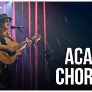 The lyrics ANOS 70 of NOVOS BAIANOS is also present in the album Acabou chorare - novos baianos se encontram (ao vivo) (2017)