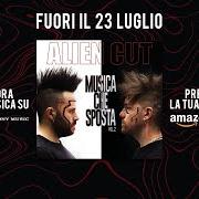 The lyrics MESSI E RONALDO of ALIEN CUT is also present in the album Musica che sposta vol. 2 (2021)