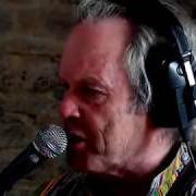 The lyrics THE D J BLUES of CHRIS JAGGER is also present in the album All the best (2017)