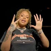 The lyrics TRUST NO BITCH of LATTO is also present in the album 777 (2022)