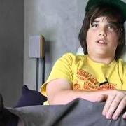The lyrics PEOPLE ARE SICK IN THE RAIN of ZAK LAUGHED is also present in the album Last memories of my old house (2009)