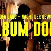 The lyrics MADELEINE of ALEX MOFA GANG is also present in the album Nacht der gewohnheit (2022)