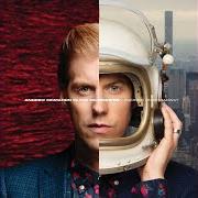 The lyrics ISLAND RADIO of ANDREW MCMAHON is also present in the album Zombies on broadway (2017)