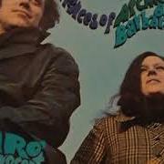 The lyrics FIDDLER'S GREEN of BARBARA DICKSON is also present in the album Thro' the recent years (1970)