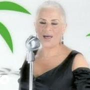 The lyrics MEDITACION of EUGENIA LEÓN is also present in the album Agua de beber (2011)