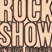 The lyrics LA TERRA E LA LUNA of ENRICO RUGGERI is also present in the album Rock show (2008)