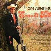The lyrics HELP ME MAKE IT THROUGH THE NIGHT of ERNEST TUBB is also present in the album One sweet hello