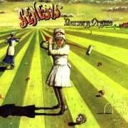 The lyrics THE RETURN OF THE GIANT HOGWEED of GENESIS is also present in the album Nursery cryme (1971)