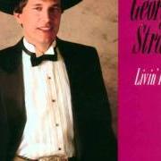 The lyrics LONESOME RODEO COWBOY of GEORGE STRAIT is also present in the album Livin' it up (1990)