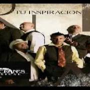 The lyrics PERDIDAMENTE ENAMORADO of ALACRANES MUSICAL is also present in the album Tu inspiracion (2008)