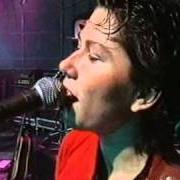 The lyrics LOS LAKERS POR VIDA of GRAND INCREDIBLE is also present in the album G.I.Gantic (2003)