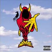 The lyrics SOOPA VILLAINS of INSANE CLOWN POSSE is also present in the album The wraith: shangri-la (2002)